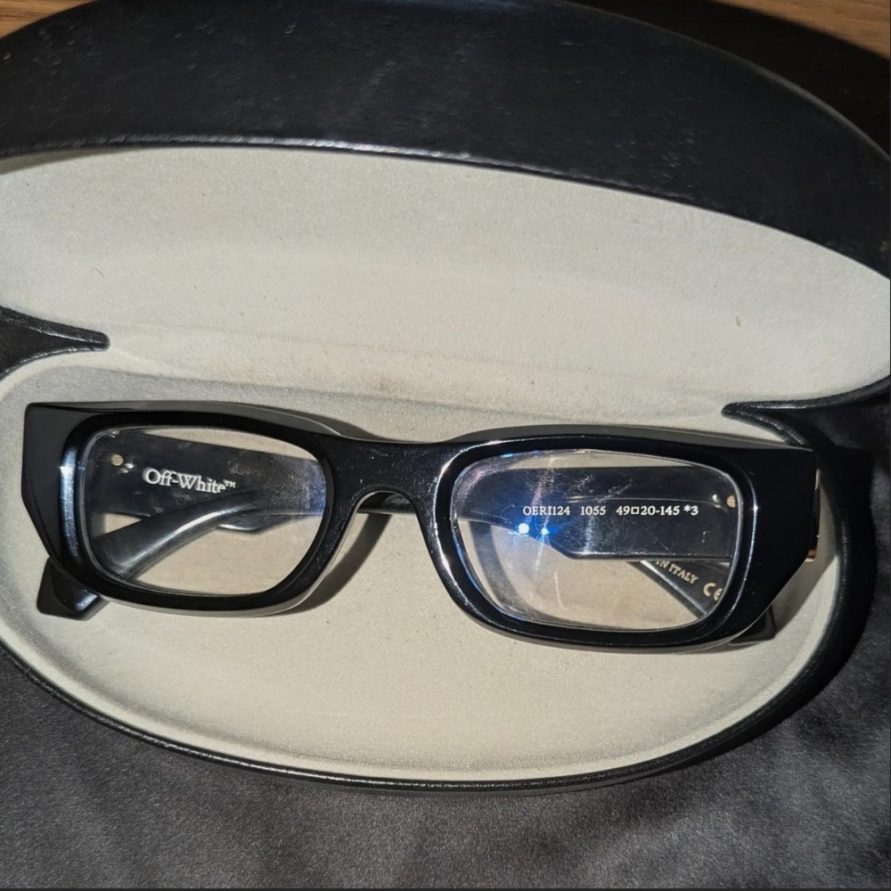 Off White Fillmore Sunglasses - Picture 2 of 2